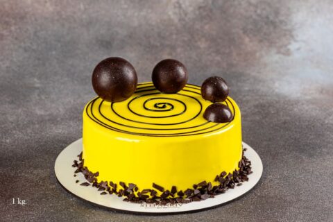 ADVOCAAT CAKE