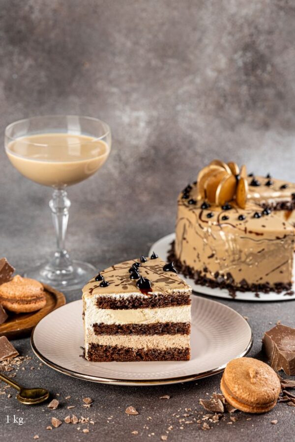IRISH CREAM CAKE - Image 2