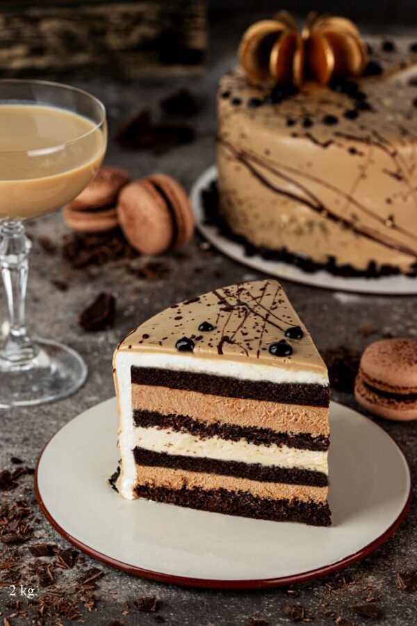 IRISH CREAM CAKE - Image 4