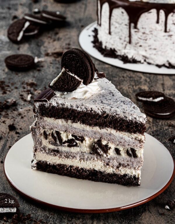 BLACK & WHITE CRUNCH CAKE - Image 4