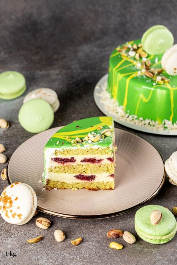 PISTACHIO RASPBERRY CAKE - Image 2