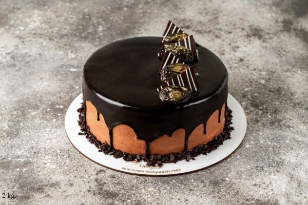 RUM PRUNES CAKE